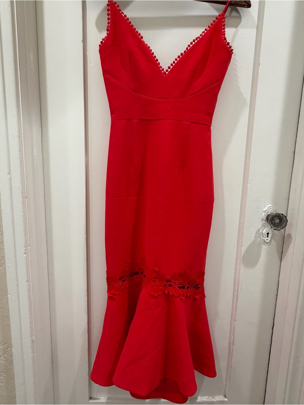 NICHOLAS Red V-Neck Mermaid Midi Dress with Lace Hem